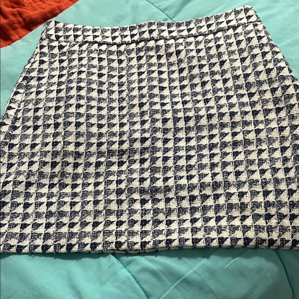 LOFT Navy and White Textured Pencil Skirt